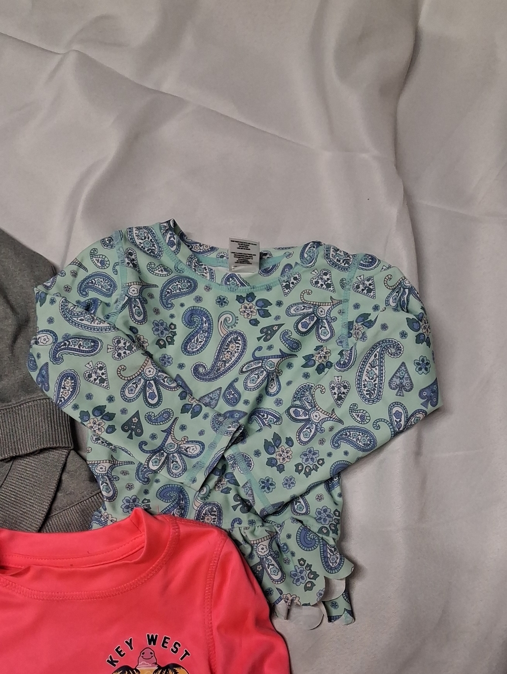 5 Girls' 2T Mixed Long Sleeve Rash Guards - Coral, Gray, Teal - Picture 5 of 5